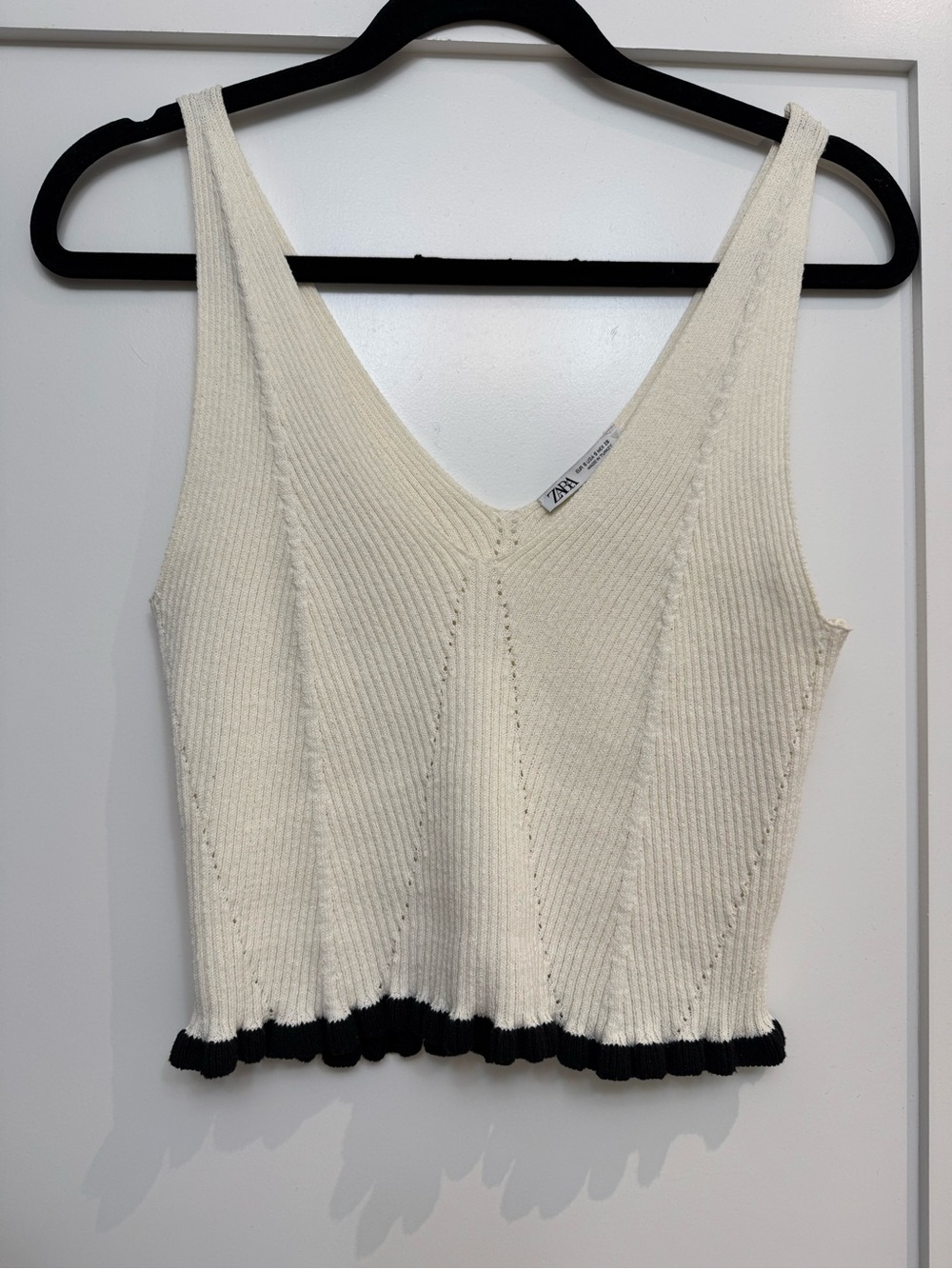 Zara White Knit V-Neck knit Tank with Black Trim